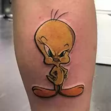 Mulequitos tattoo, tattoo minimalistas