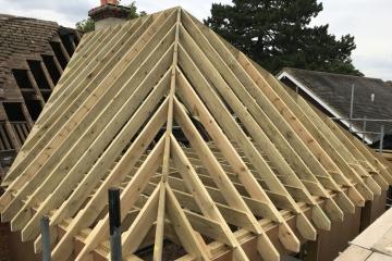 pret dulgherie acoperis, firma dulgheri buni acoperisuri, specialisti in acoperisuri