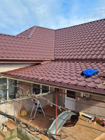 Montaj acoperisuri case, vile