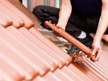 manopera acoperisuri, pret acoperis tigla ceramica, vanzare acoperisuri tigle ceramice