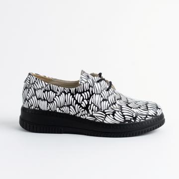 pantofi piele cu talpa joasa, pantofi casual din piele, pantofi sport din piele, pantofi perforati din piele, pantofi din piele, pantofi piele la comanda, pantofi piele pe comanda, pantofi pe comanda, pantofi piele comozi, pantofi piele birou, pantofi alb negru