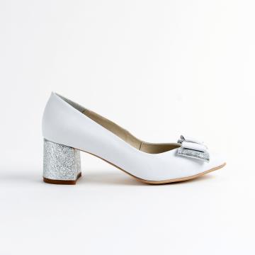 pantofi pumps piele naturala, incaltaminte piele naturala, incaltaminte dama, pantofi cu toc, pantofi piele, pantofi cu fundita, pantofi piele eleganti, pantofi piele naturala, pantofi piele la comanda, pantofi piele pe comanda  