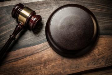 avocat drept comercial, avocat infiintare societate comerciala firme, avocati negociere contracte pret