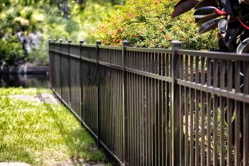 producator garduri metalice pret, livrare si montaj gard metalic curte casa si vila