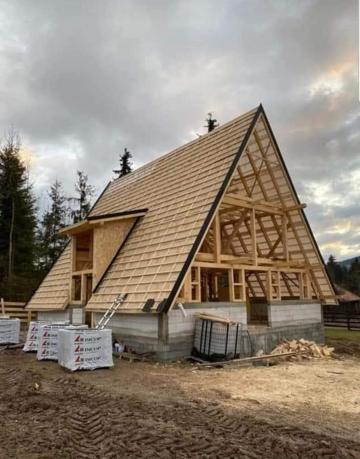 manopera acoperisuri, constructie acoperisuri case, reparatii acoperis casa