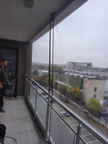 pret folie balcon montaj, firma instalare folii balcaone