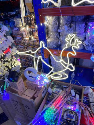 pret ghirlande luminoase cladiri Iasi, preturi ghirlande sarbatori cu prindere pe stalpi Buzau
