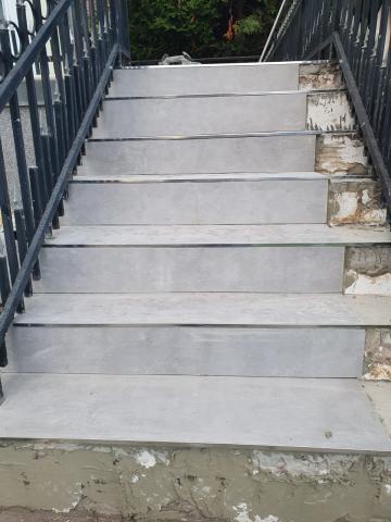 firma placare marmura si granit terase, placare cu marmura si granit scari si interioare, montaj marmura si granit