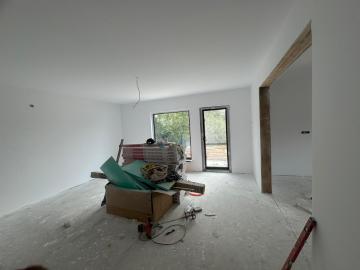 Amenajari interioare - glet, vopsea lavabila, gresie faianta parchet