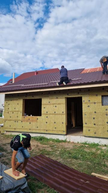 firma constructie casa din lemn, pret constructii case lemn, case economice lemn