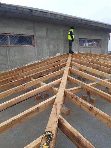 pret sarpanta din lemn, constructie sarpanta lemn, manopera sarpante preturi, executam sarpanta lemn