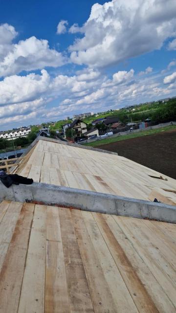 firma montaj acoperis pret, constructie acoperisuri case vile, mansardare case